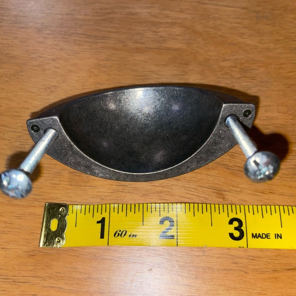 Set of 6 pewter half moon drawer pulls - Picture 5 of 5